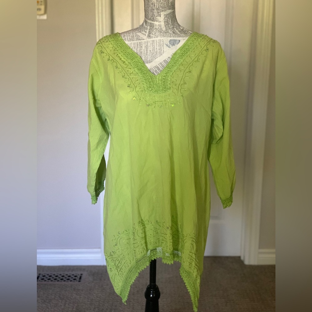PERIWINKLE | Embroidered Tunic Style top | Sz XL